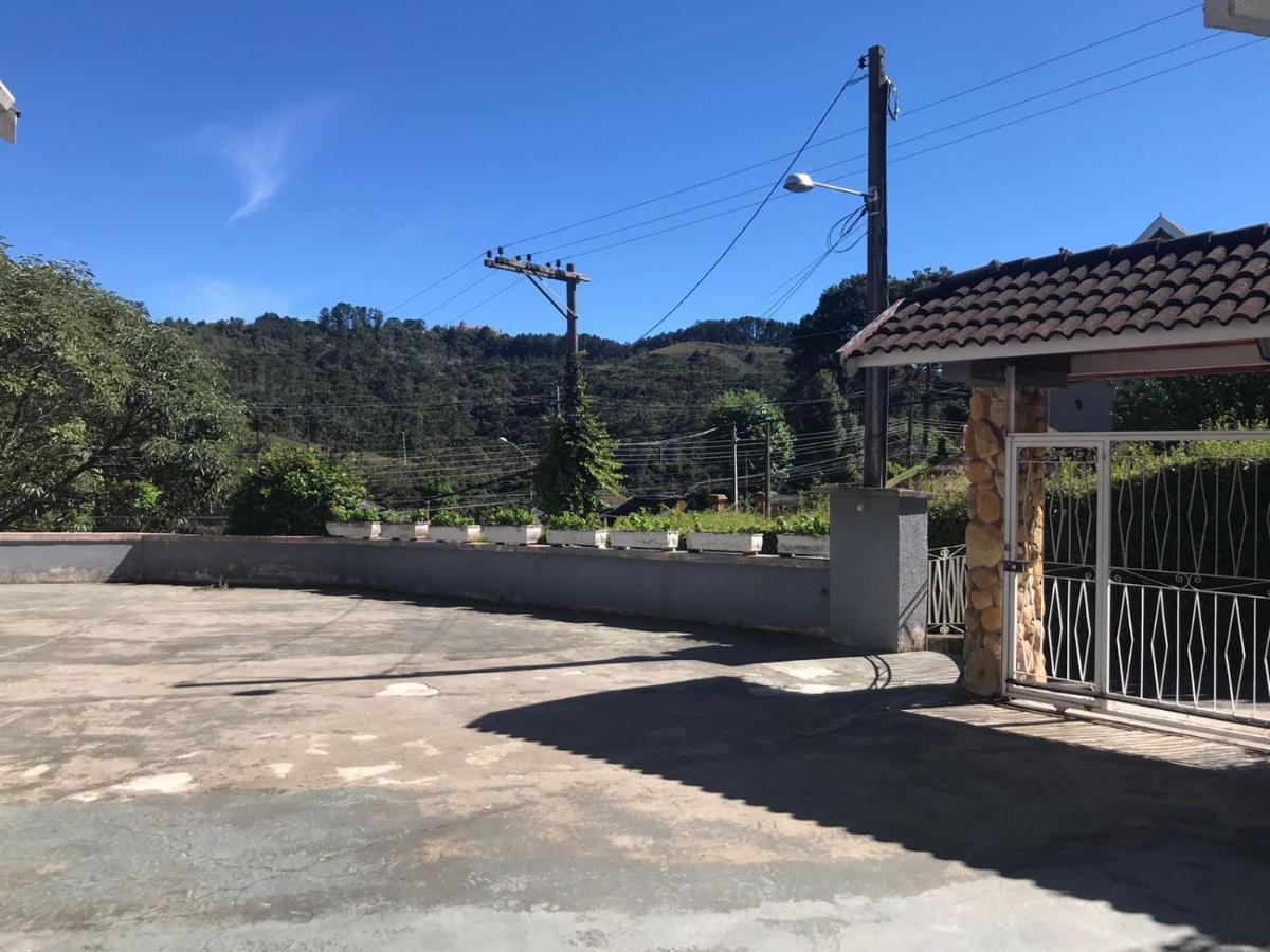 Pousada Doce Vida Campos do Jordão Εξωτερικό φωτογραφία