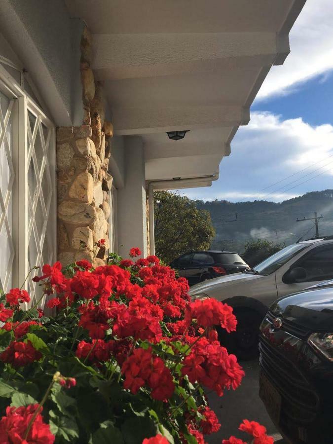 Pousada Doce Vida Campos do Jordão Εξωτερικό φωτογραφία
